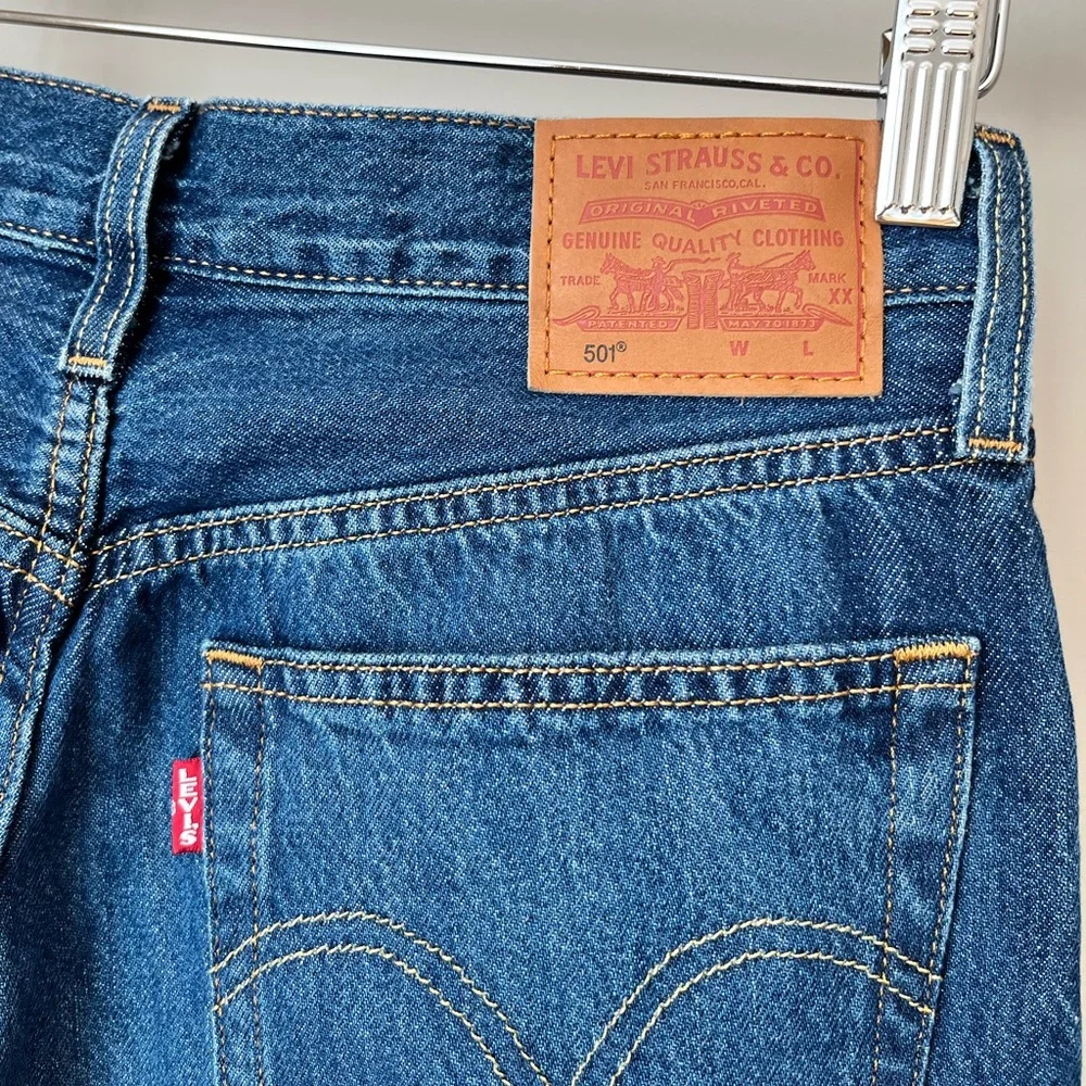 Levi’s Premium 501 Jeans - Picture 4 of 8